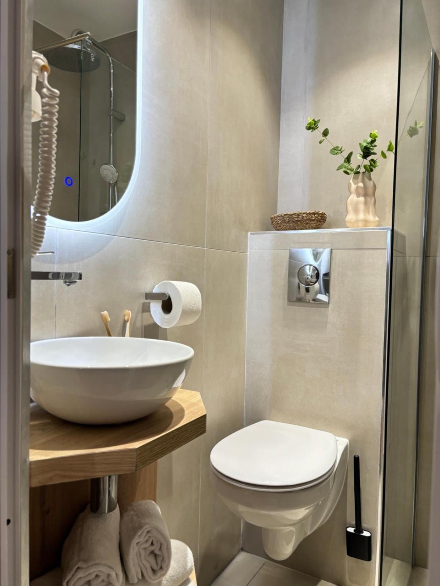 Hotel Paris Amore Ngoại thất bức ảnh